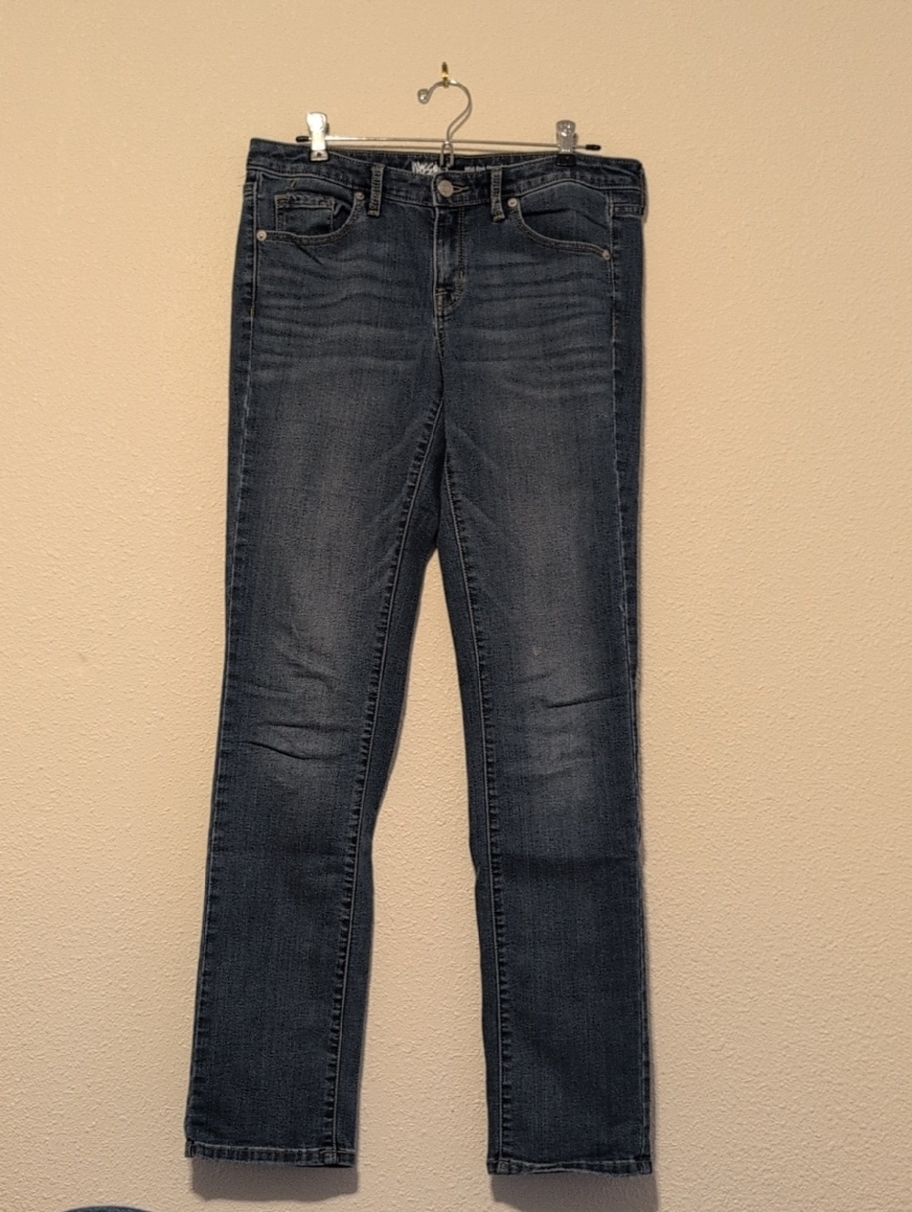 Classic Straight Leg Jeans in Dark Blue
